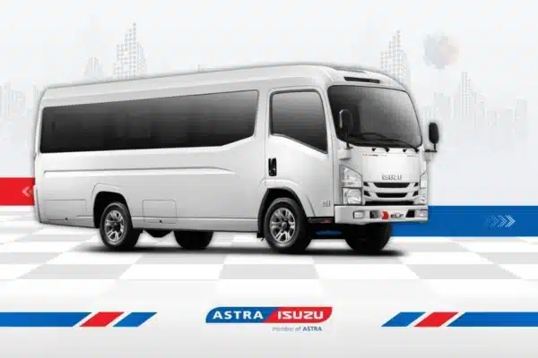Isuzu Elf NLR Microbus